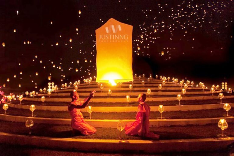 #1 Yi Peng Lantern Festival (Thailand)8