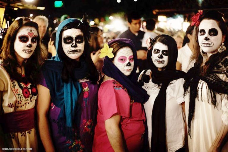 #12 Dia De Los Muertos Festival (Originated In Mexico)q