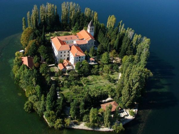 Замък в Хърватска