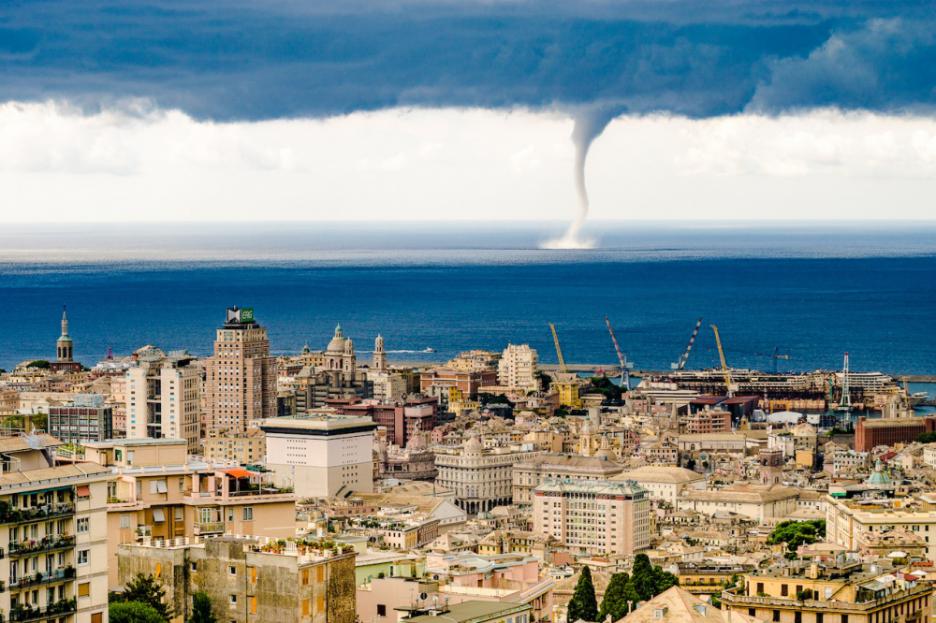 Торнадо в Генуа