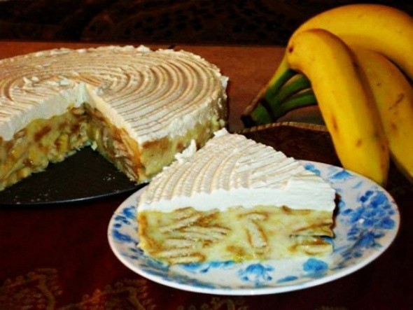 Торта с банани и бисквити