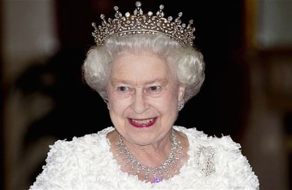 Кралица Елизабет II 