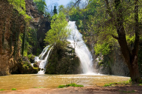 Водопад "Кая Бунар", с. Хотница, Велико Търново