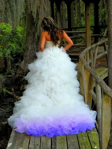 dip-dye-wedding-dress-trend-16-57cdbfdc72c20__700