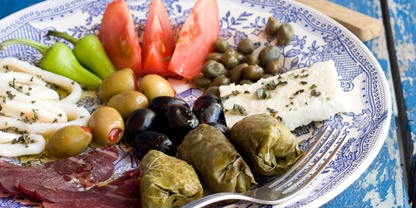 Порция храна от Средиземноморската диета